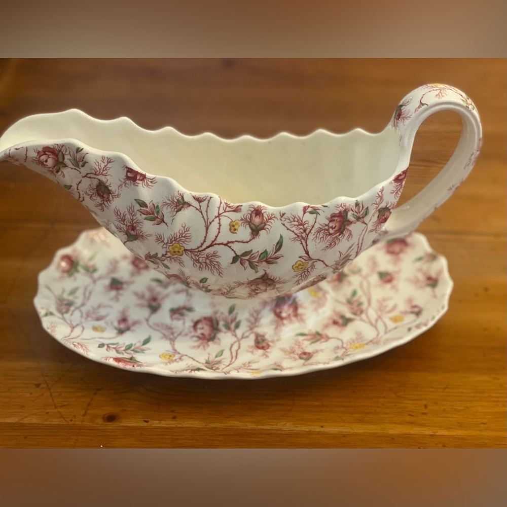 Copeland Spode Rosebud Chintz Grqvy Boat with Attached Underplate